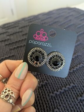 Paparazzi Clip Earrings NWT